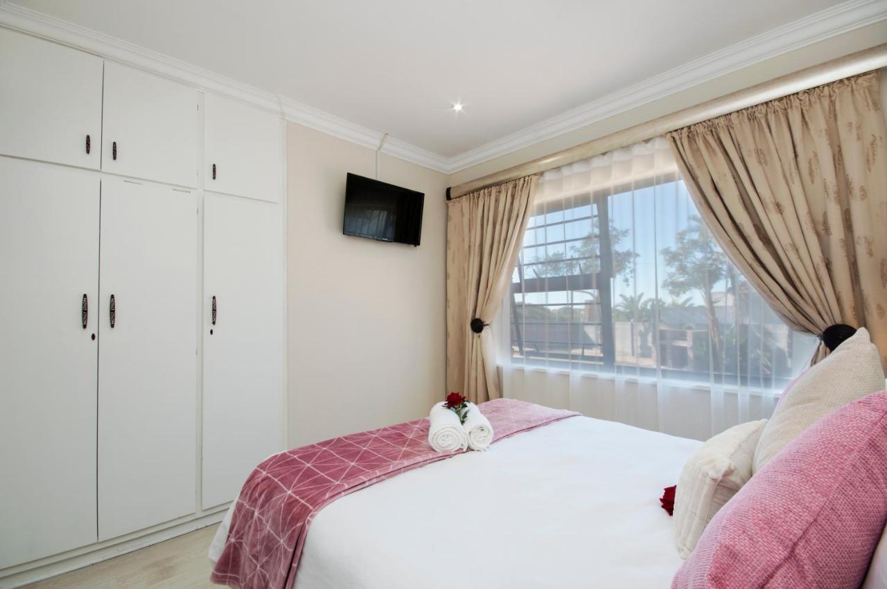 King Guest Lodge Port Elizabeth Exterior photo